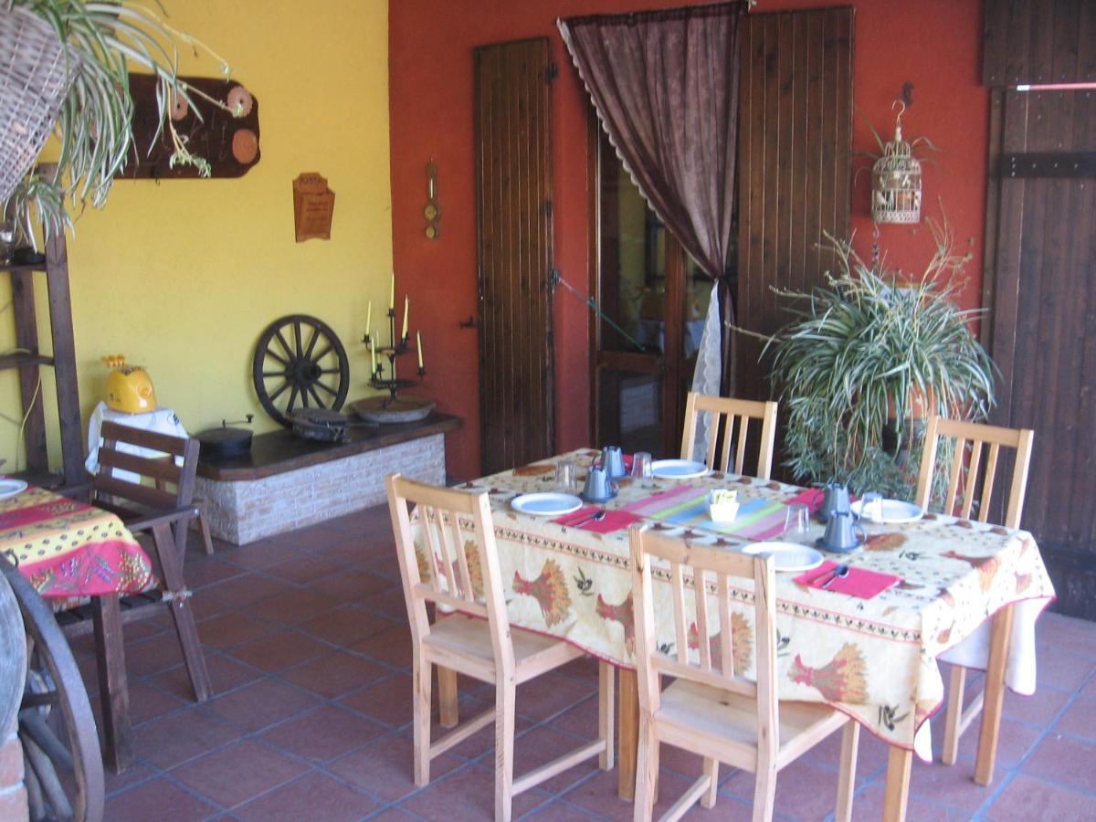B&B Fox'S Hill Urbania Buitenkant foto